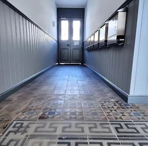 Apartamento One Apartment's Albertsplatz - Design, Altbau & Zentral