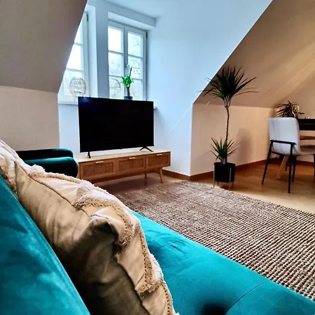 Apartment Am Albertsplatz, Altstadt, 4 Gaeste Lägenhet *