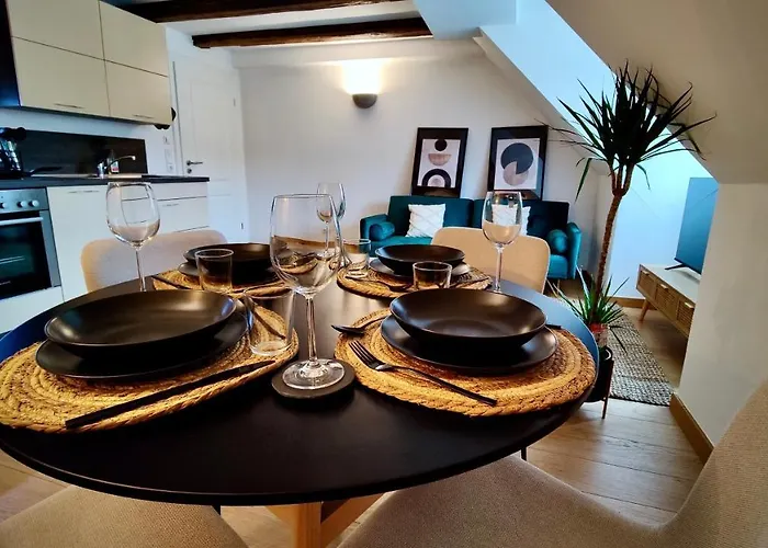 One Apartment's Albertsplatz - Design, Altbau & Zentral 코부르크