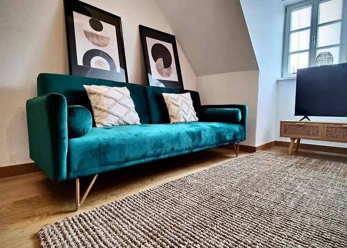 One Apartment's Albertsplatz - Design, Altbau & Zentral 아파트 코부르크